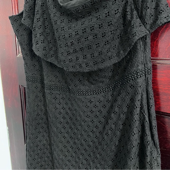 Banana Republic Black One-Shoulder Midi Dress - Picture 7 of 15